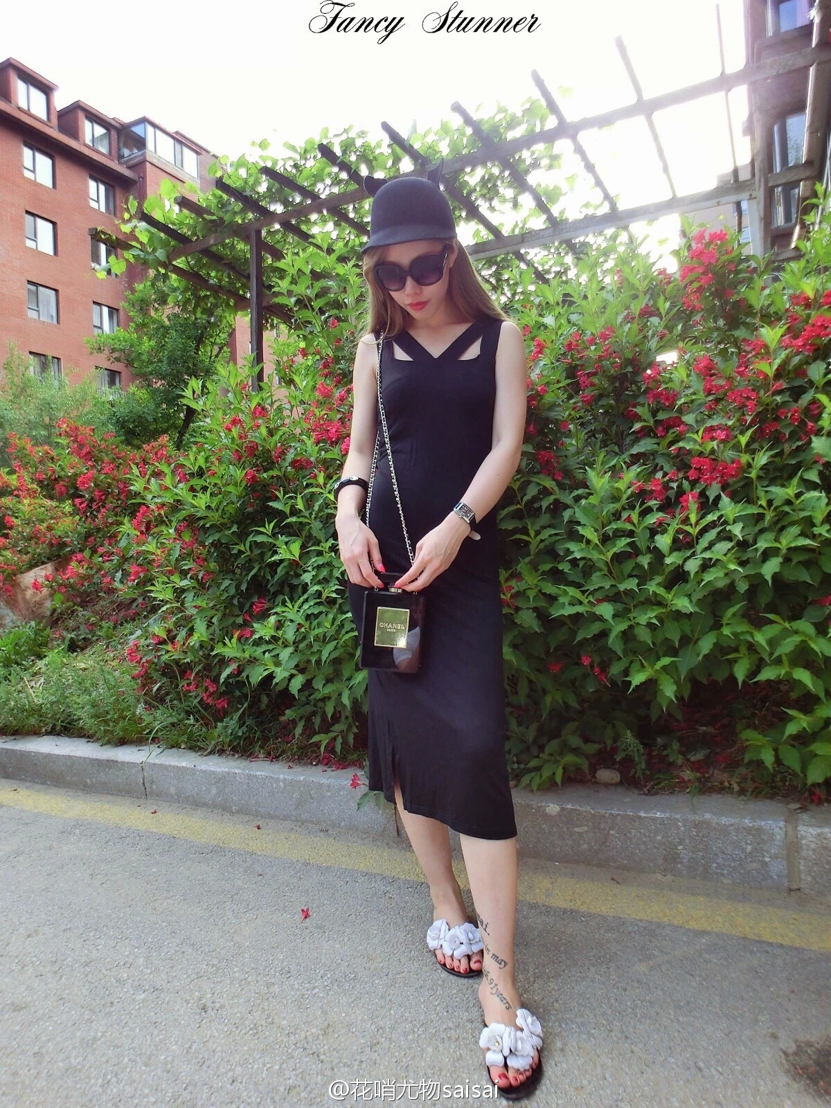 花哨尤物saisai的微博列表微女郎